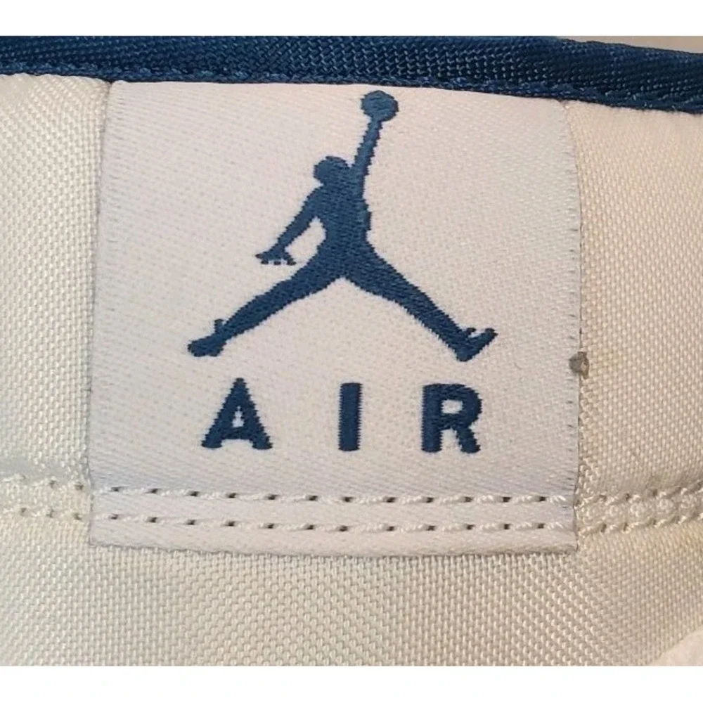 Nike Air Jordan 1 Mid SE Industrial Blue F5215-141 Men's size 11 sneaker shoe‎